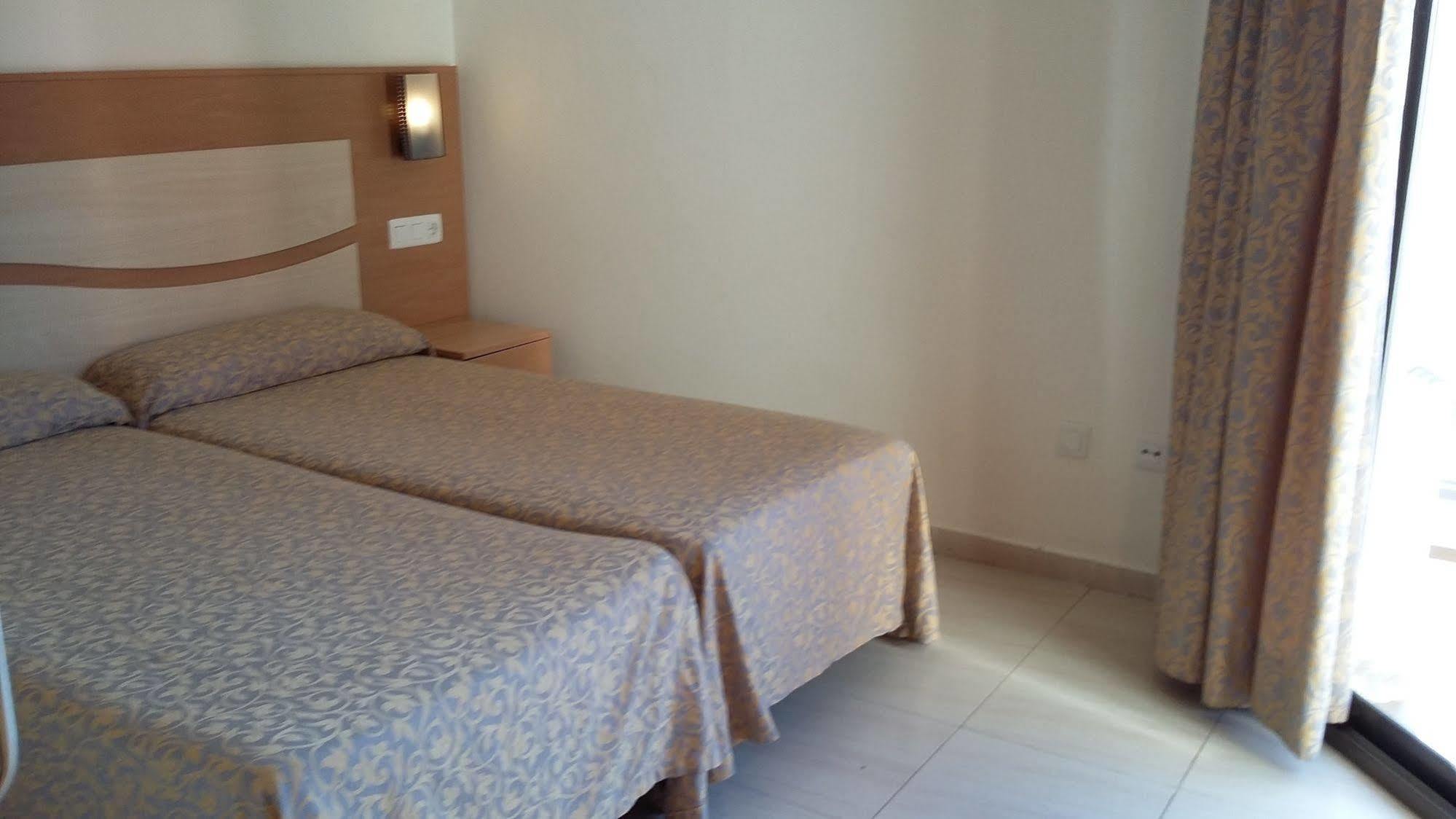 Apartamentos Selvapark 滨海略雷特 外观 照片